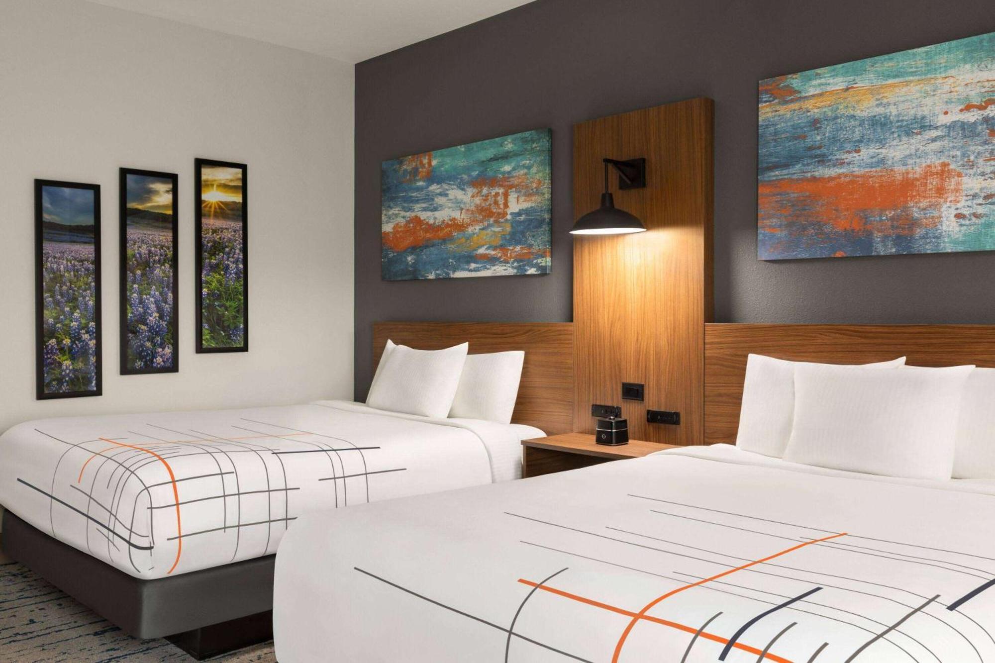 La Quinta Inn & Suites By Wyndham Austin South Zewnętrze zdjęcie