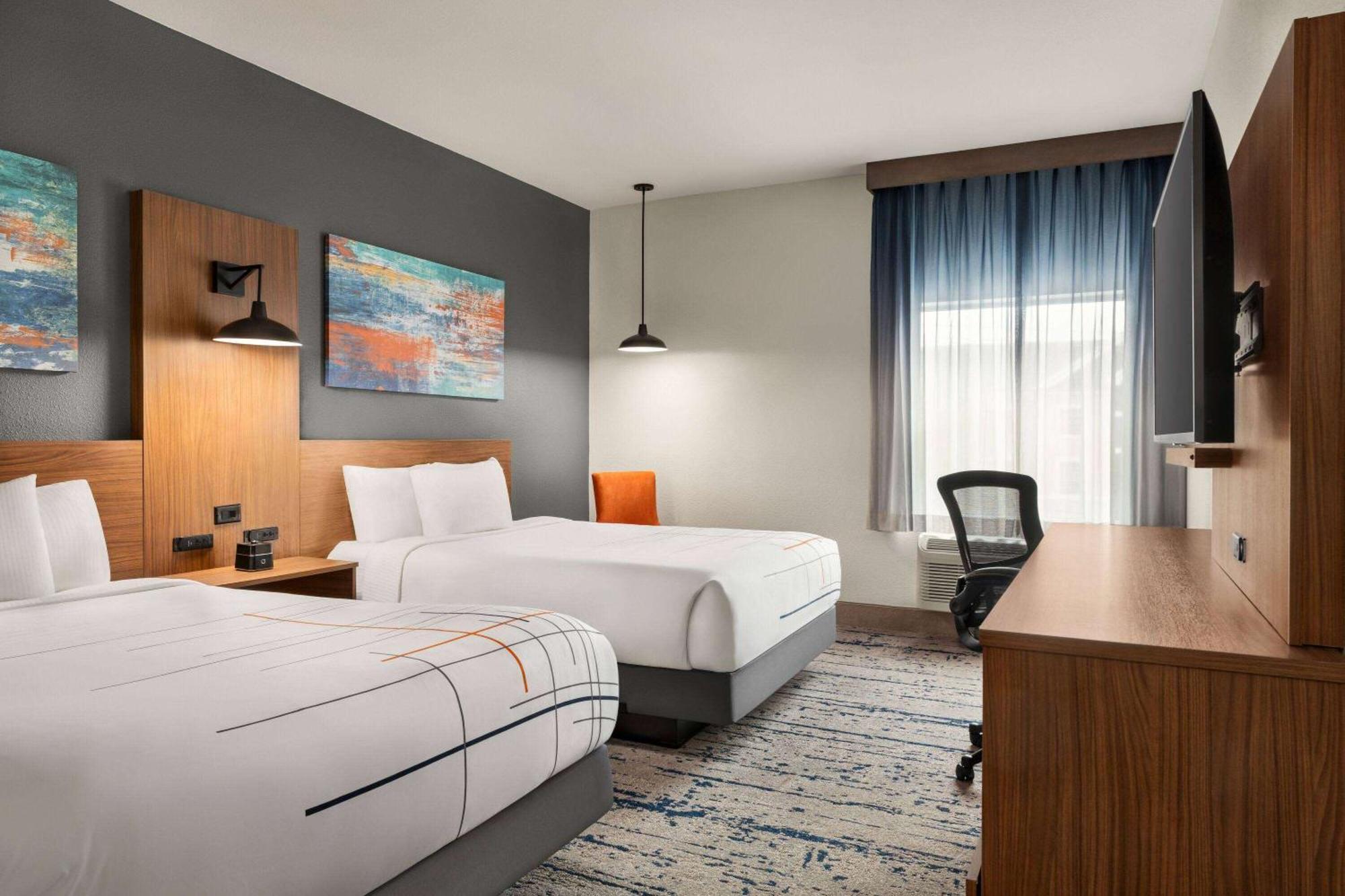 La Quinta Inn & Suites By Wyndham Austin South Zewnętrze zdjęcie