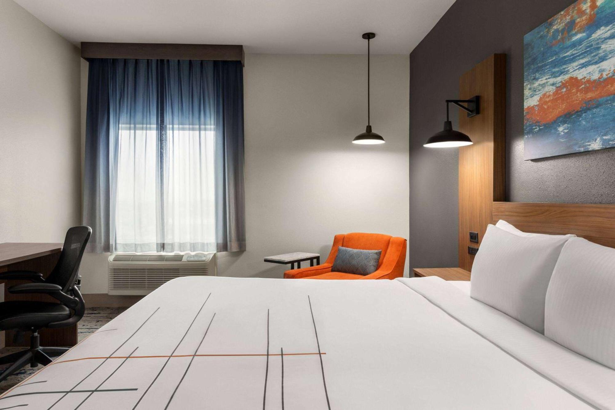 La Quinta Inn & Suites By Wyndham Austin South Zewnętrze zdjęcie