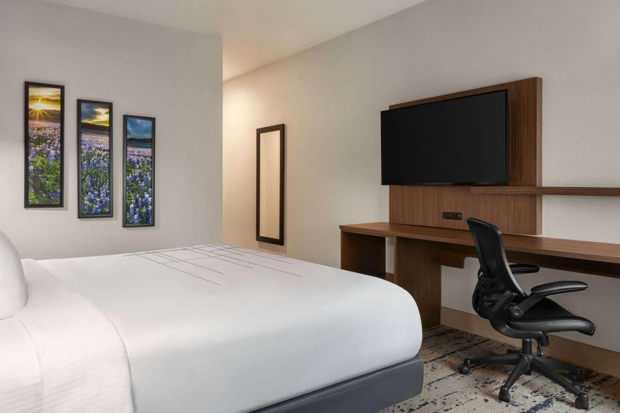 La Quinta Inn & Suites By Wyndham Austin South Zewnętrze zdjęcie
