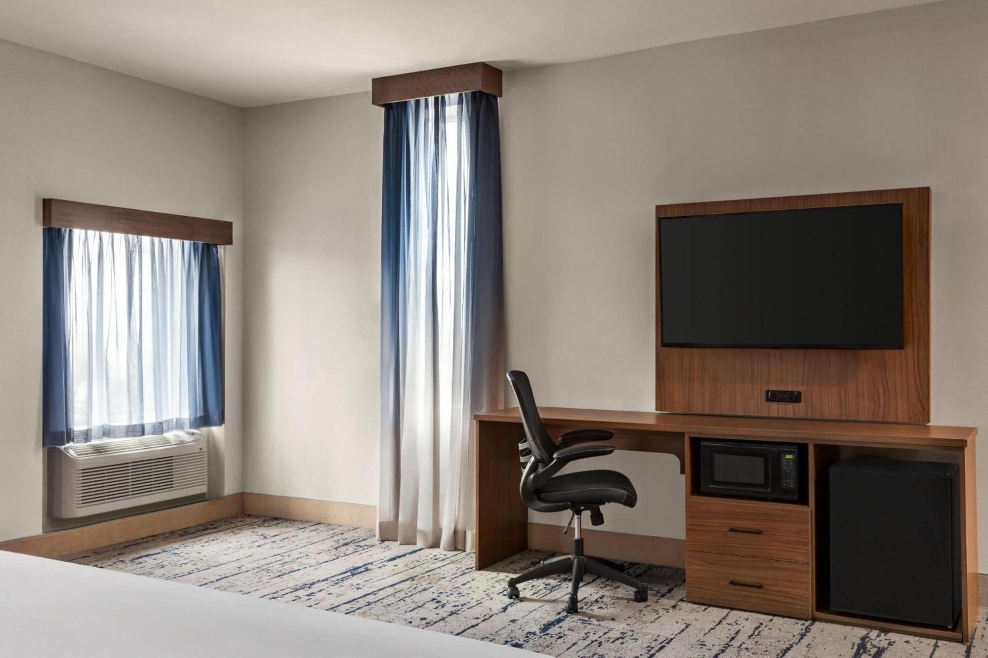 La Quinta Inn & Suites By Wyndham Austin South Zewnętrze zdjęcie